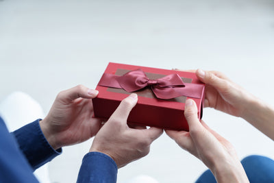 【4月22日】よい夫婦の日に贈る♪素敵なプレゼントの選び方