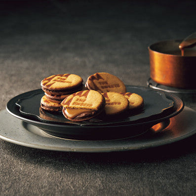 ザ・スウィーツ　キャラメルサンドクッキー（１４個）