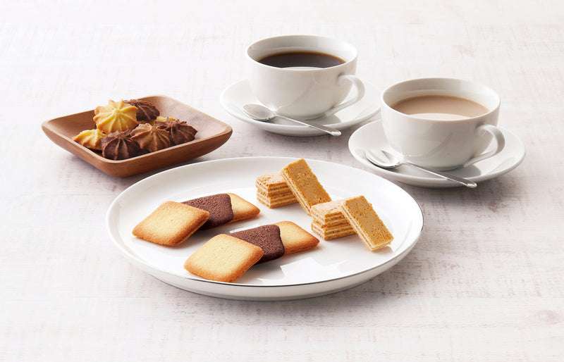 博多あまおう苺チョコサンド・菓子詰合せ