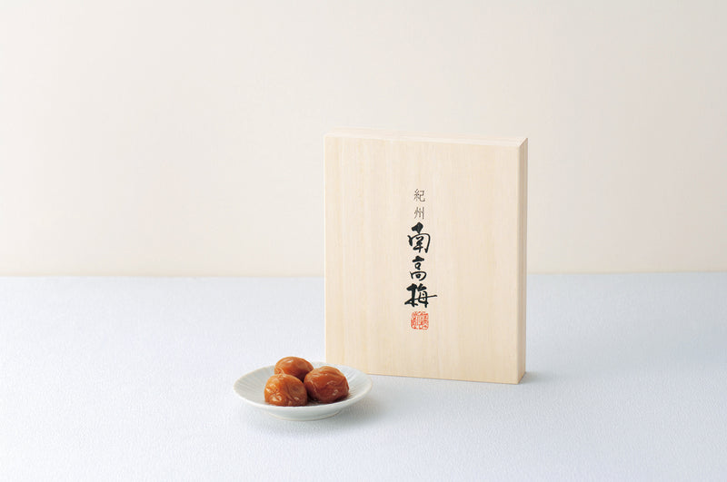 【数量３個から】紀州南高梅６粒(木箱入）